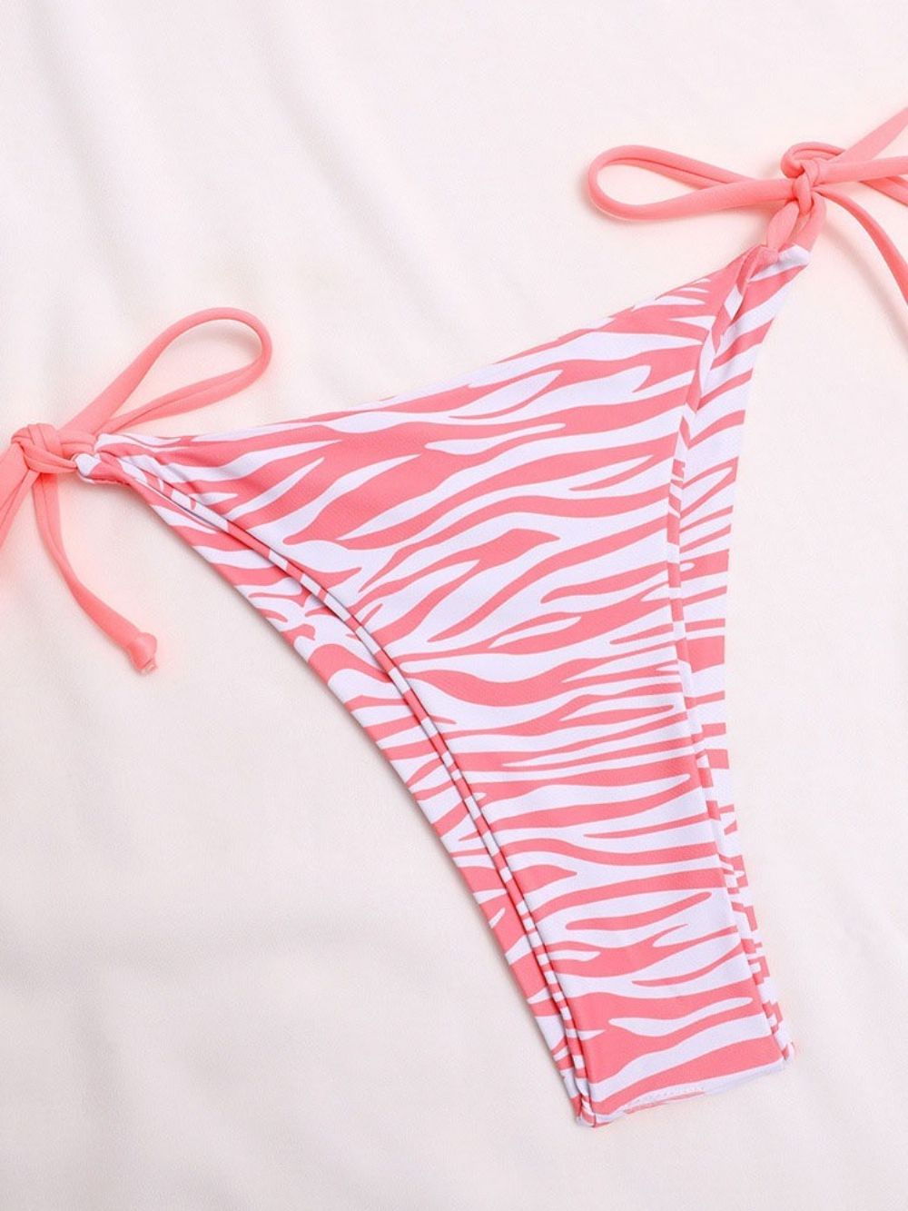 Sexy Bikini Met Veters En Zebrastrepen