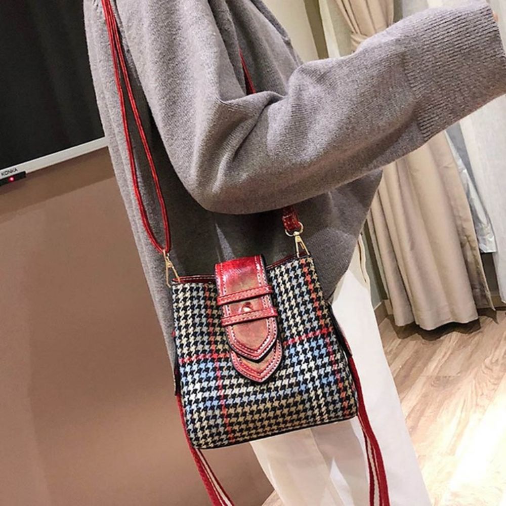 Houndstooth Wolmix Tonvormige Crossbodytas Met Raster