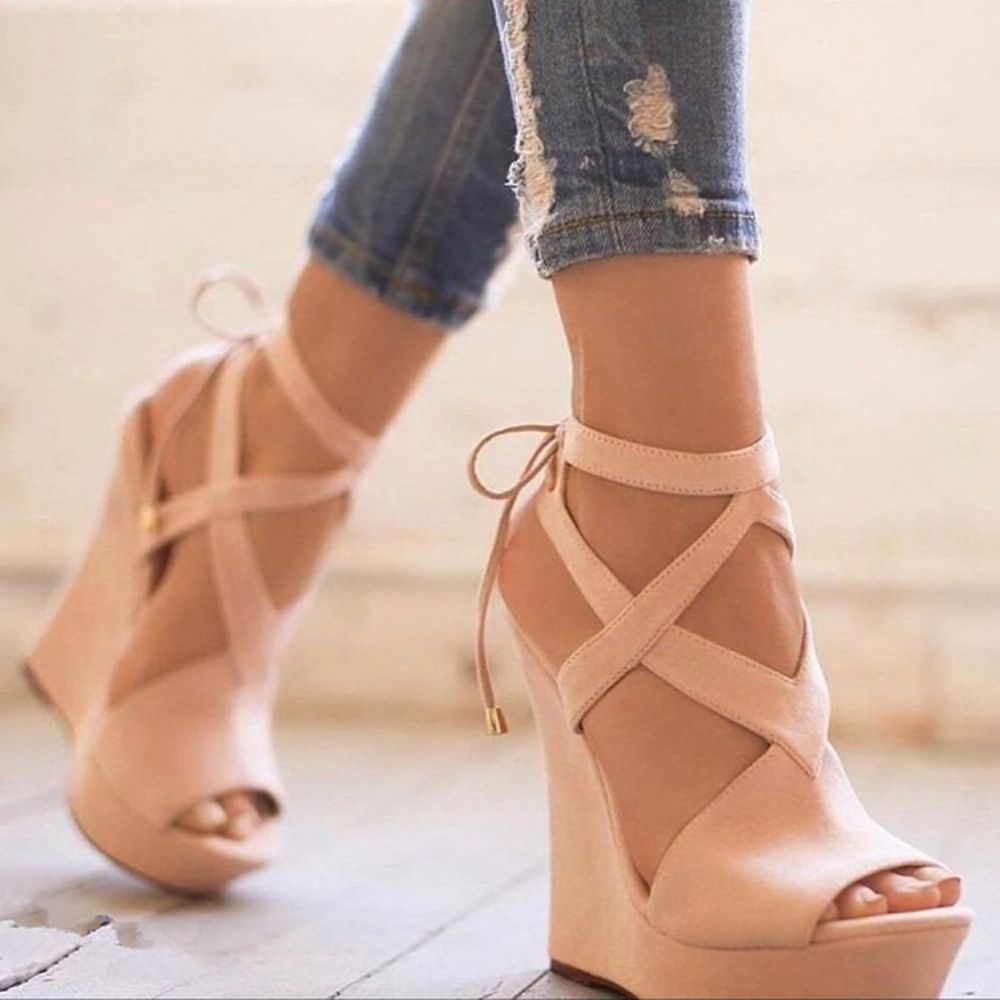 Wedge Sandalen Met Open Teen En Veters