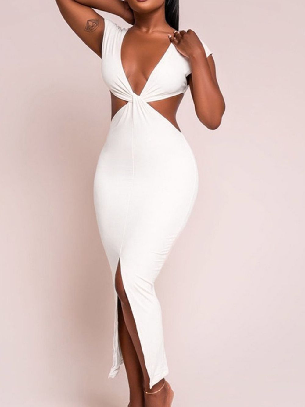 Holle Witte Bodycon-Jurk Met V-Hals En Korte Mouwen