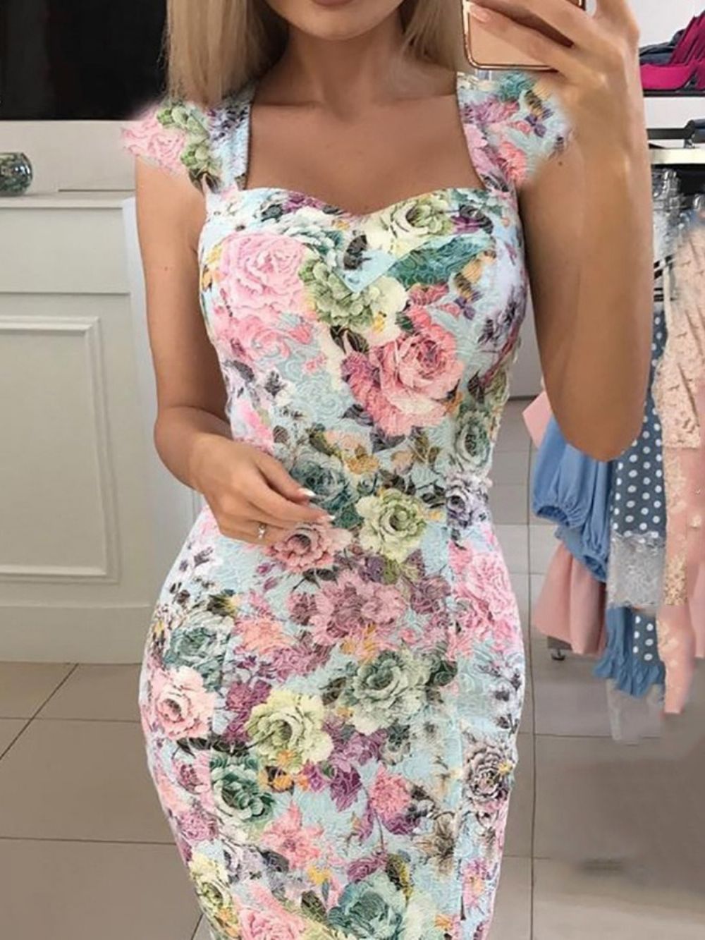 Zomerjurk Met Korte Mouwen En Knielange Bloemenprint