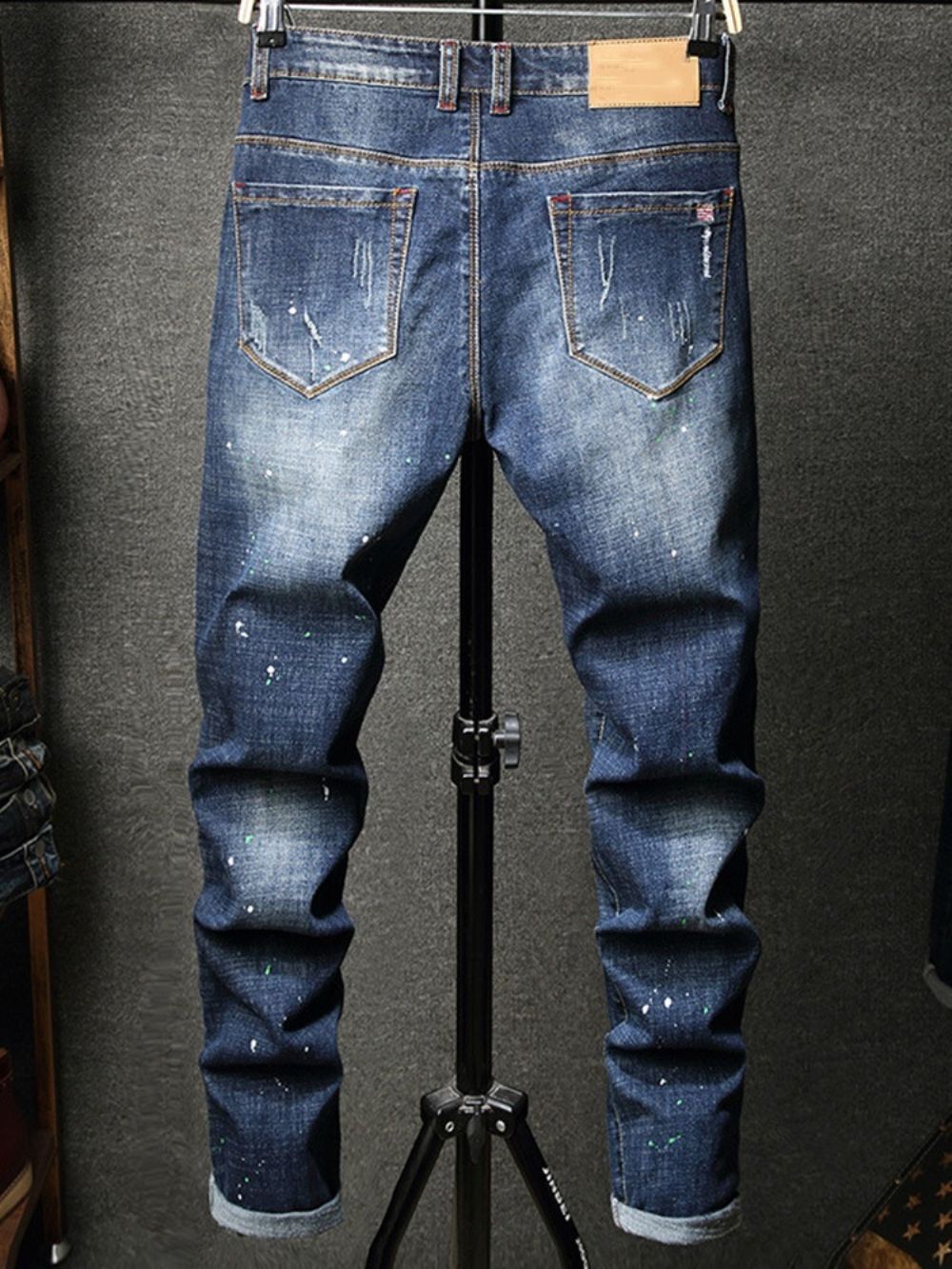 Gedragen Jeans Met Rechte Taille En Ritssluiting