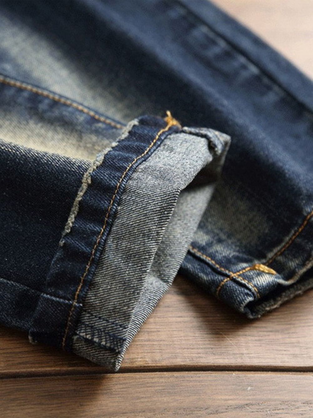 Jeans Met Halfhoge Taille Met Kleurblokzak En Rits