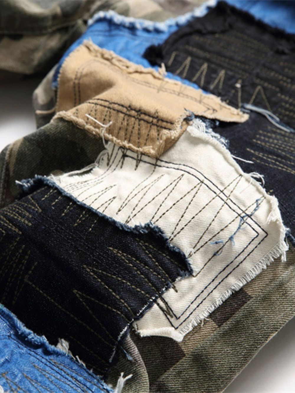 Rechte Jeans Met Patchwork En Halfhoge Taille Met Rits En Kleurvlakken