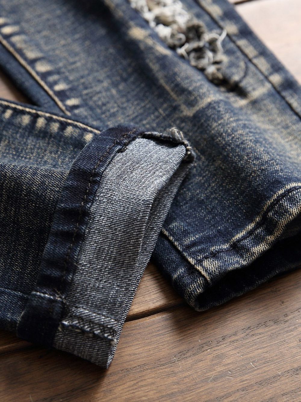 Smalle Herenjeans Met Ritssluiting En Halfhoge Taille