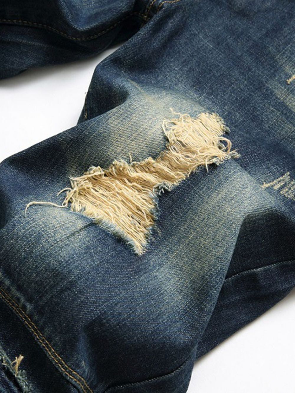 Versleten Herenjeans Met Rechte Ritssluiting En Halfhoge Taille