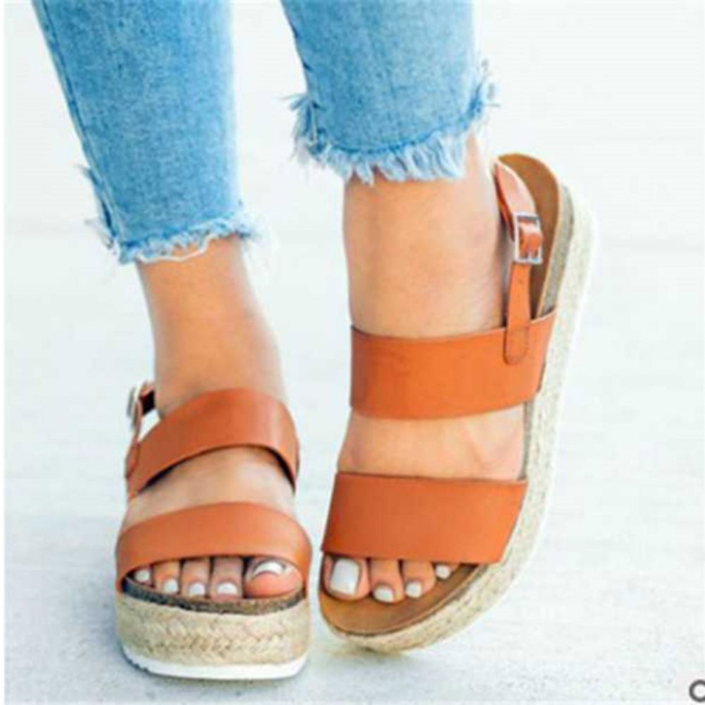 Platformsandalen Met Open Teen En Gesp