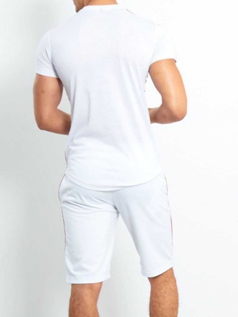 Pocket Sports Zomeroutfit Met Kleurvlakken