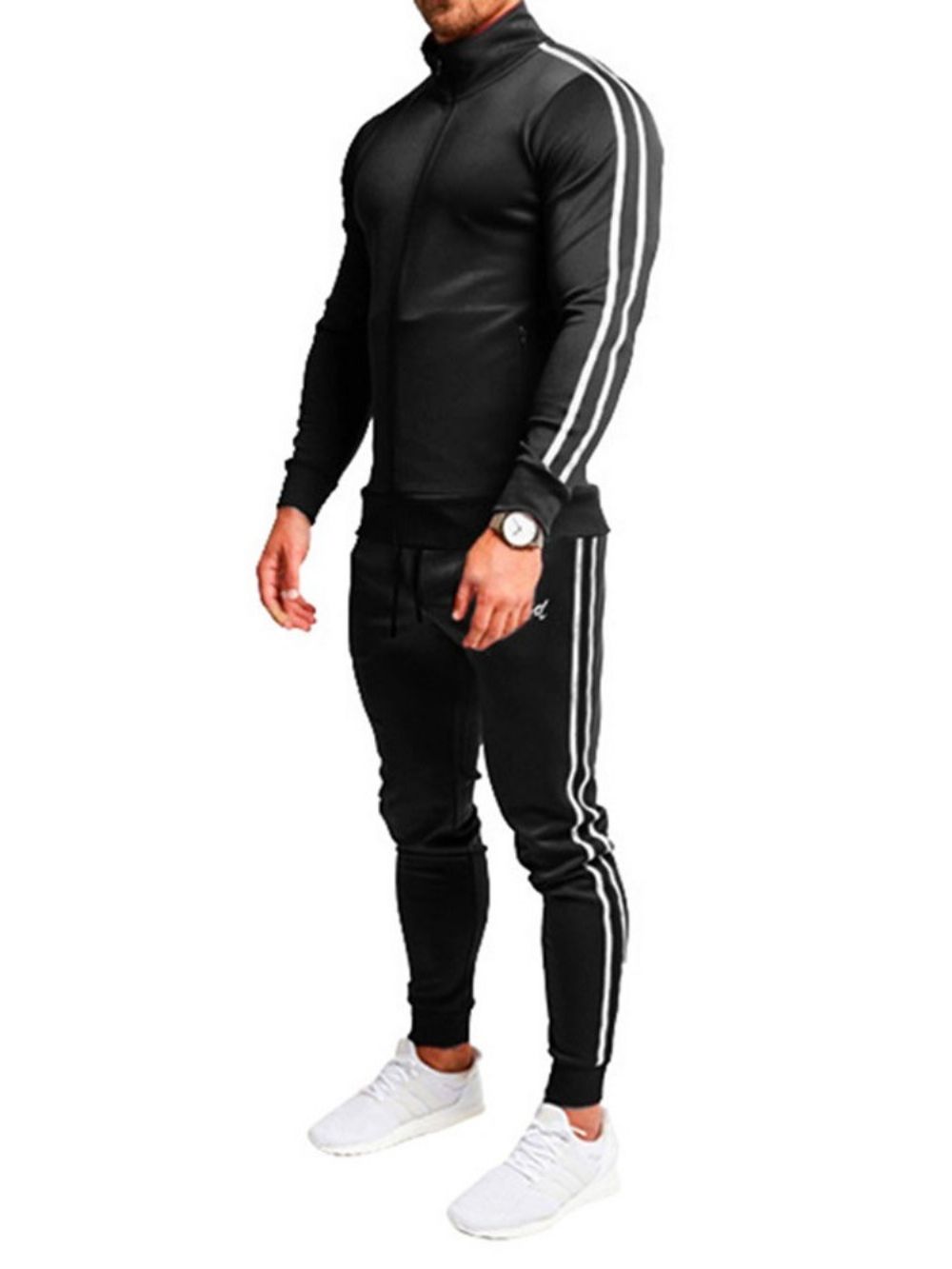 Sportoutfit Heren Met Veters En Kleurvlakken