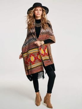 Cape Met Geometrische Kwastjes En Patchwork